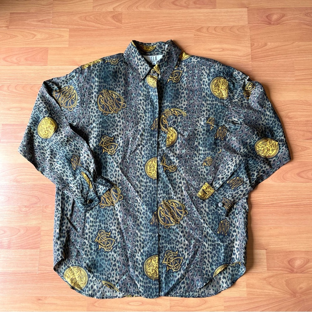 Sunny Leigh Vintage Baroque Animal Print 100% Silk Button  Blouse Sz Med - Picture 9 of 10